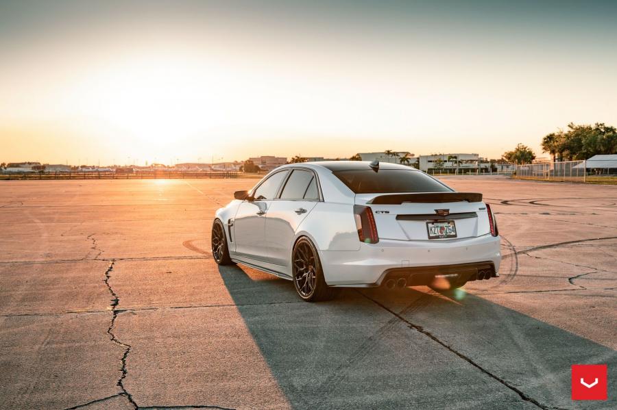  Cadillac CTS-V on Vossen Wheels (HF-2) 2019 года  (фото 30 из 32)